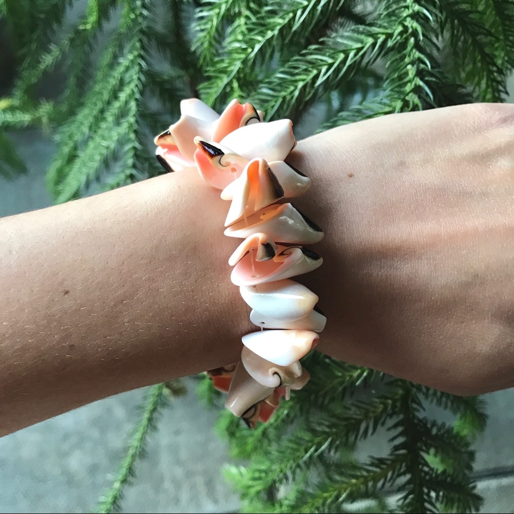 2/$12 or Free With $25 Purchase Shell Bracelet